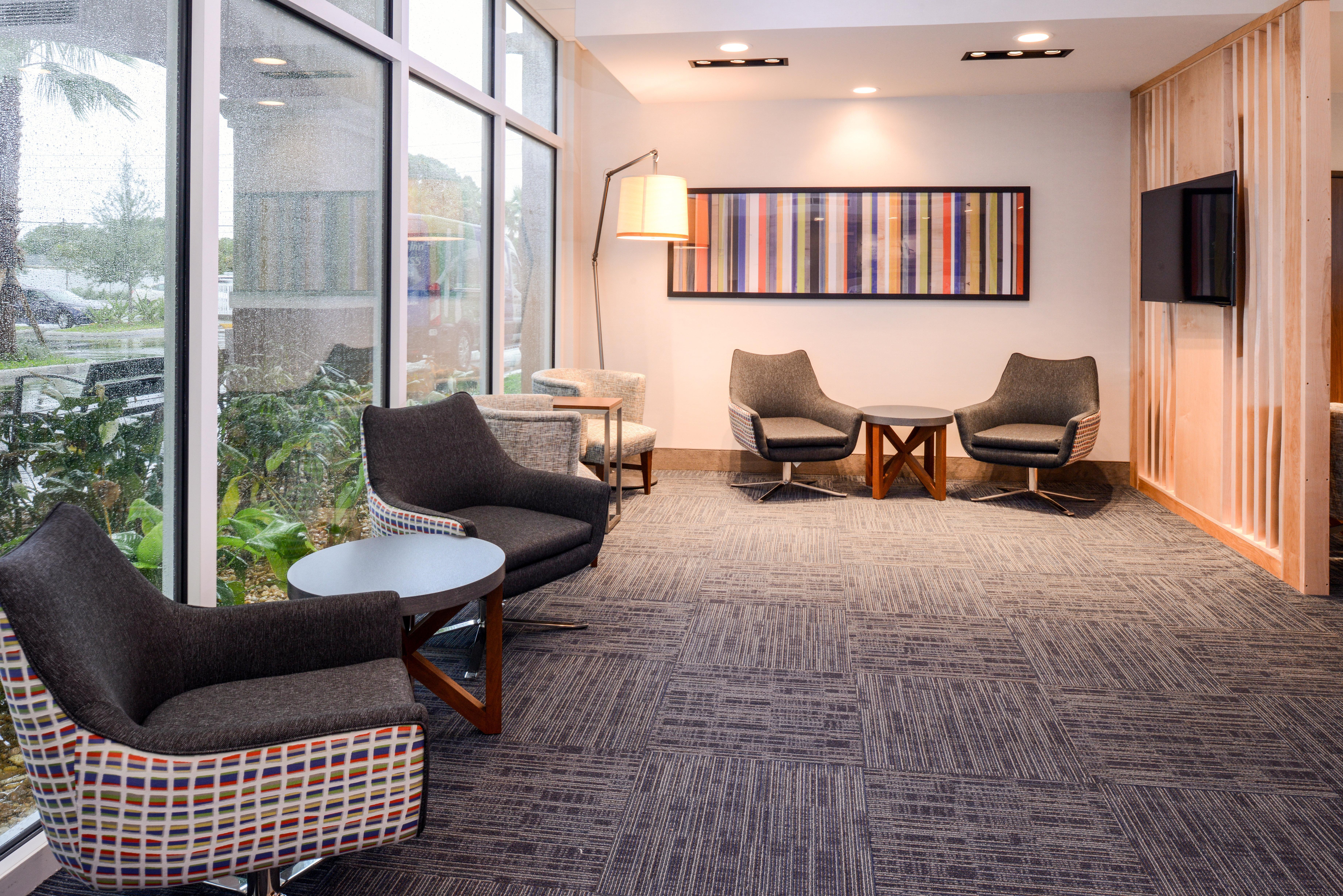 Holiday Inn Express & Suites - St. Petersburg - Madeira Beach By Ihg Kültér fotó