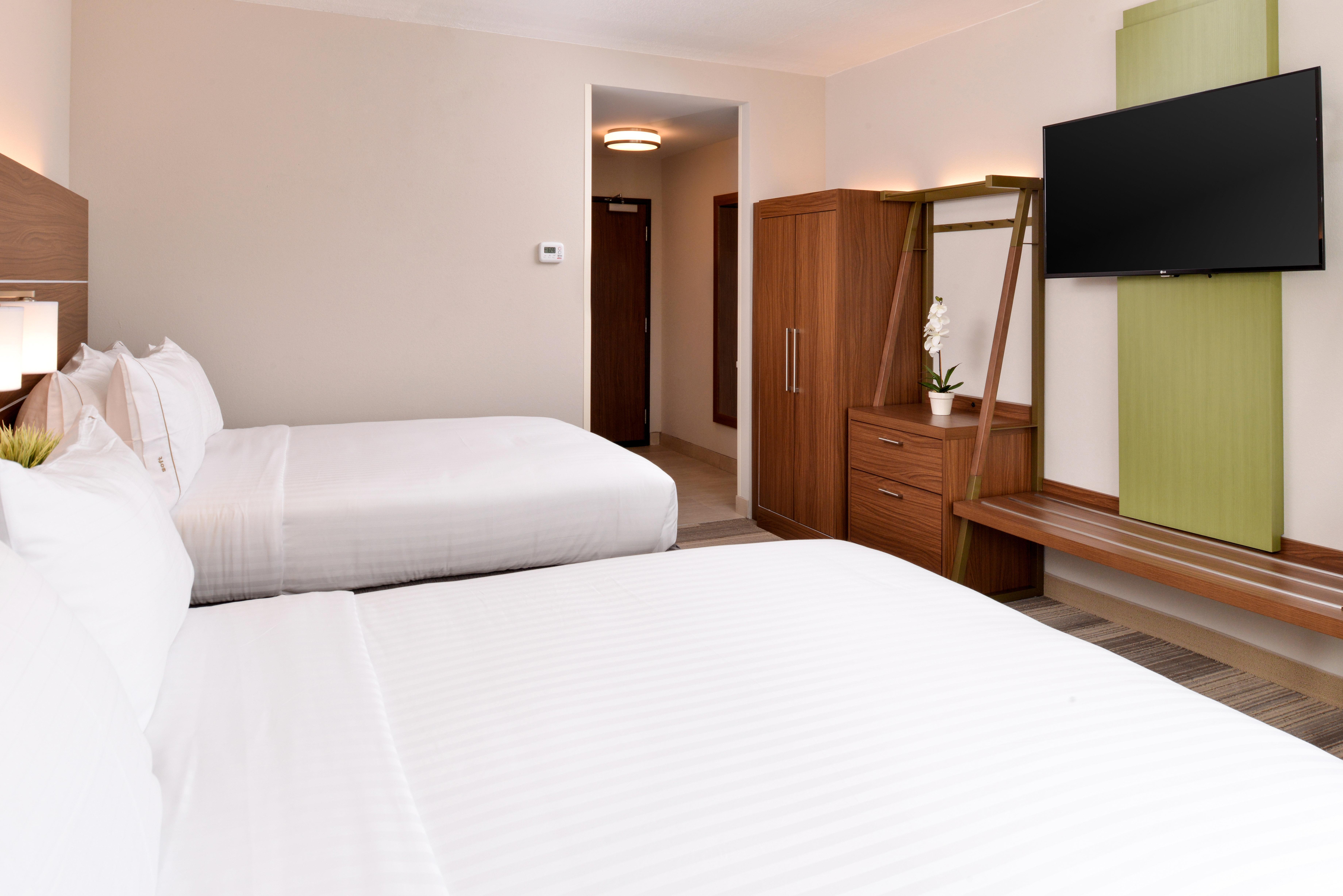 Holiday Inn Express & Suites - St. Petersburg - Madeira Beach By Ihg Kültér fotó