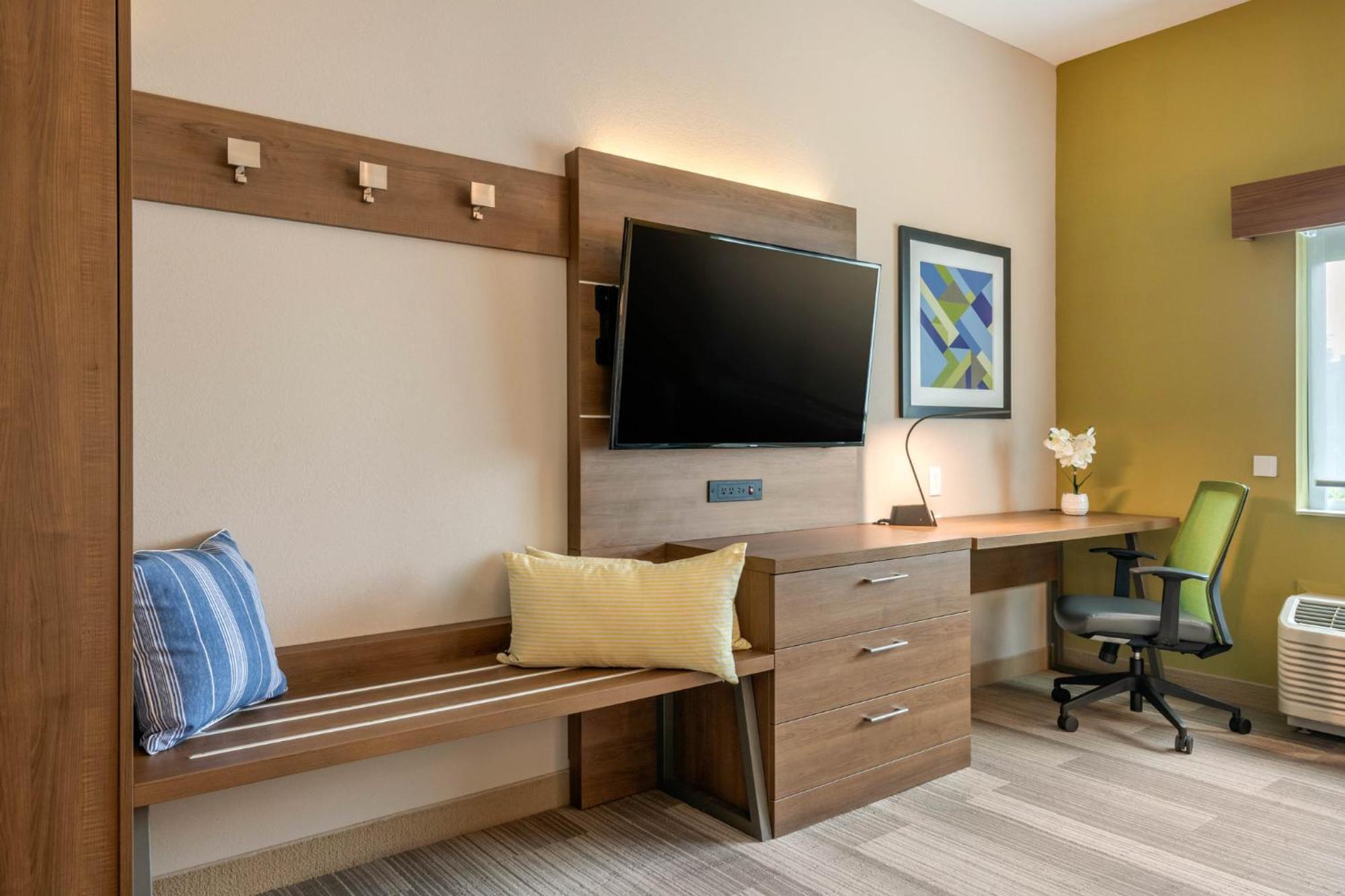 Holiday Inn Express & Suites - St. Petersburg - Madeira Beach By Ihg Kültér fotó