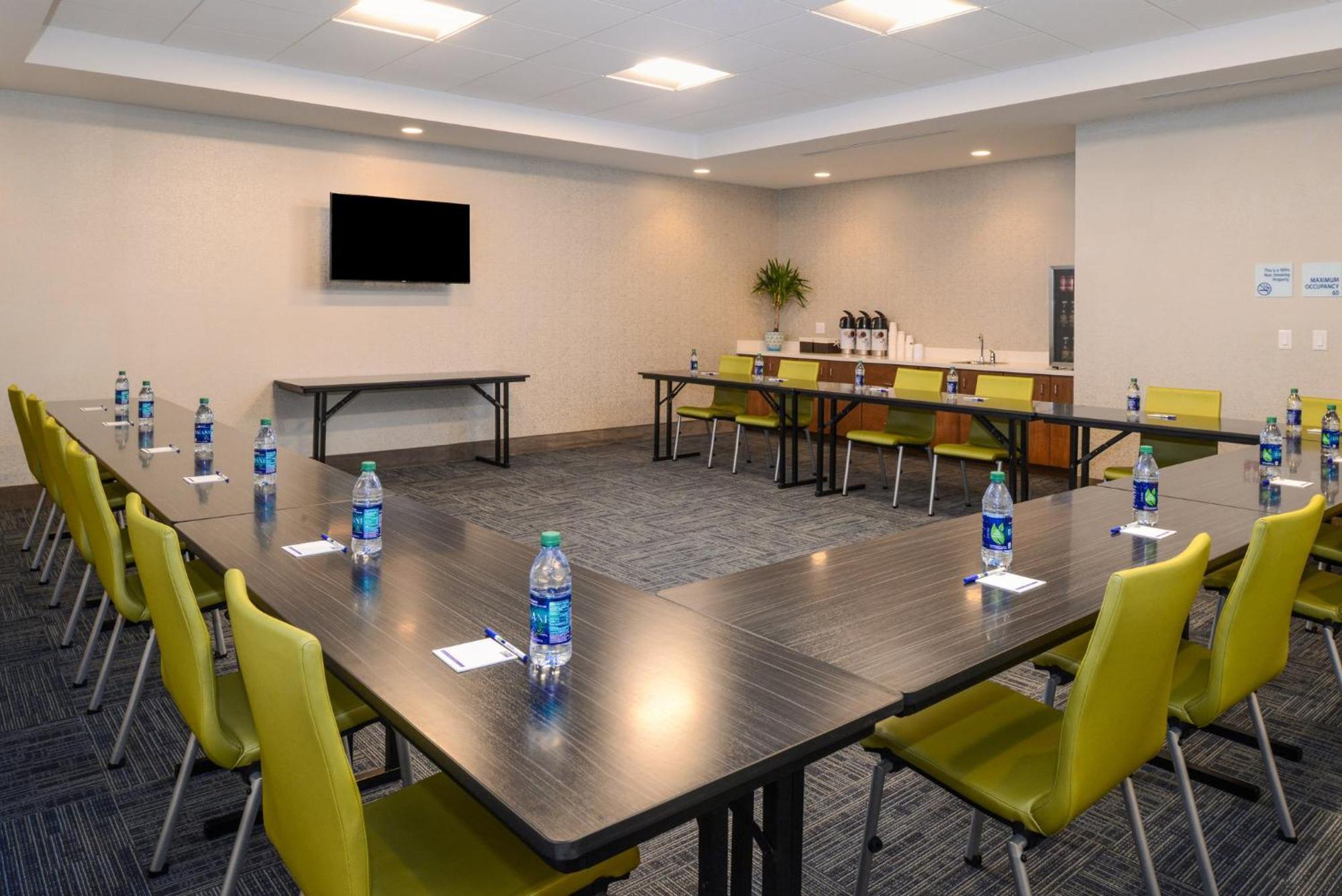 Holiday Inn Express & Suites - St. Petersburg - Madeira Beach By Ihg Kültér fotó