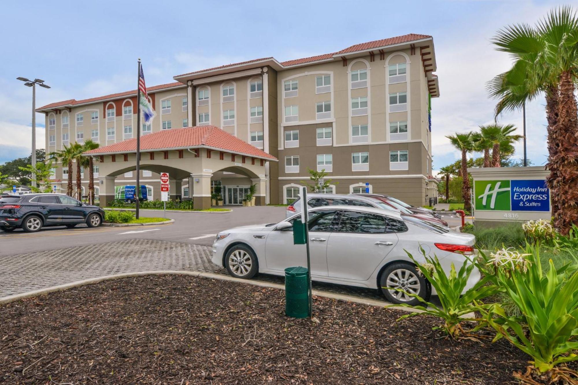 Holiday Inn Express & Suites - St. Petersburg - Madeira Beach By Ihg Kültér fotó